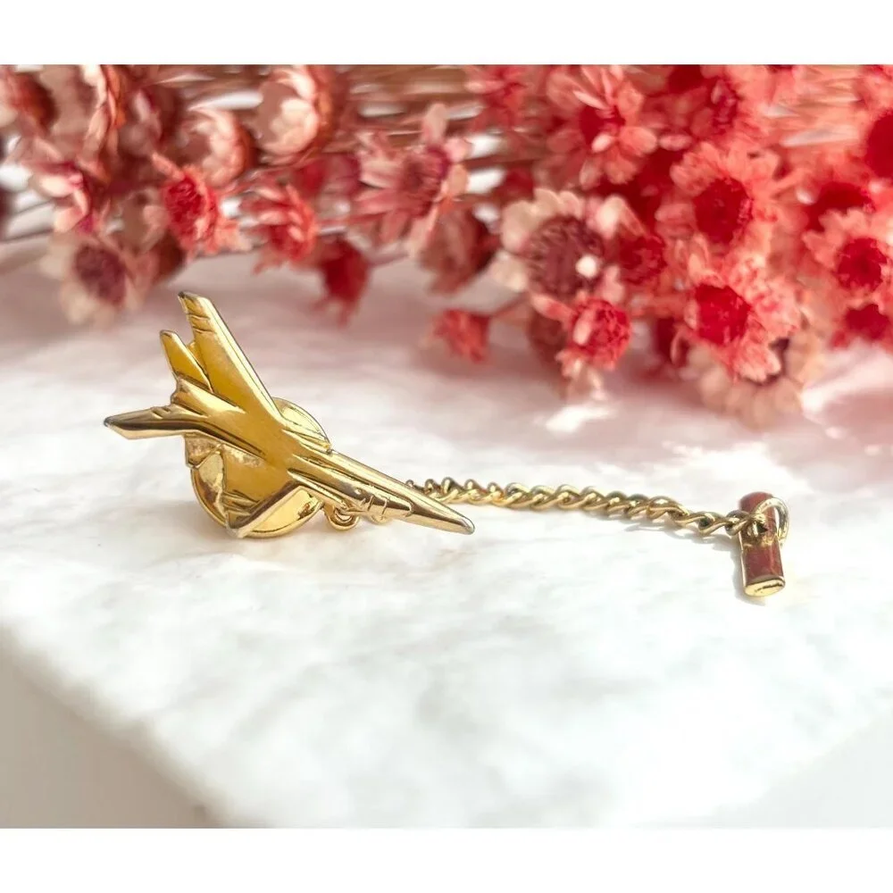 Plane SHaped Gold Toned Vintage Men's Tie Tack